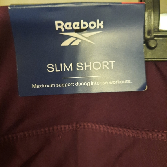 NWT Reebok women's xl shorts - Picture 7 of 7